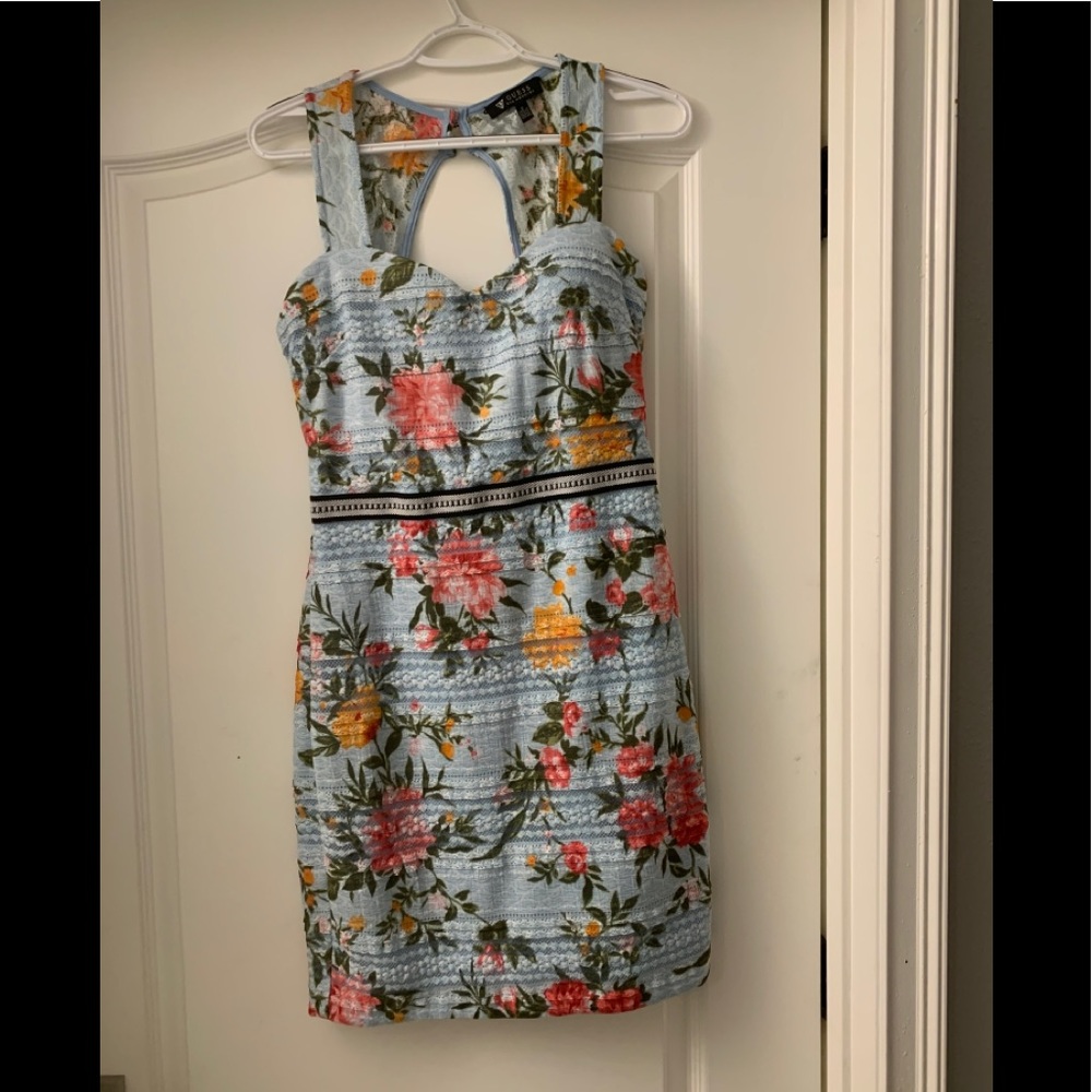 Guess dress size 6
